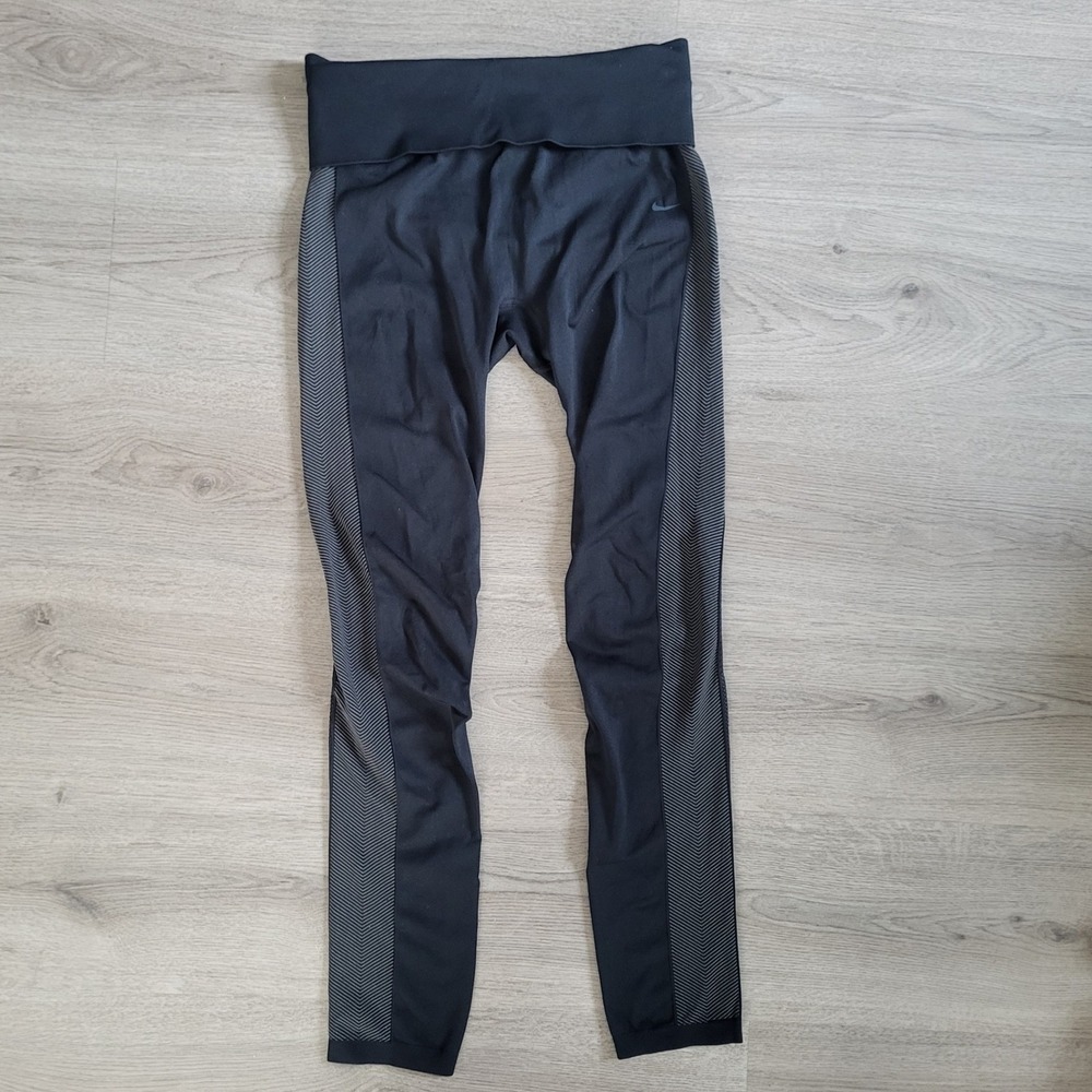 Nike Dri-FIT Black Chevron Side Performance Foldover Leggings Women's Medium